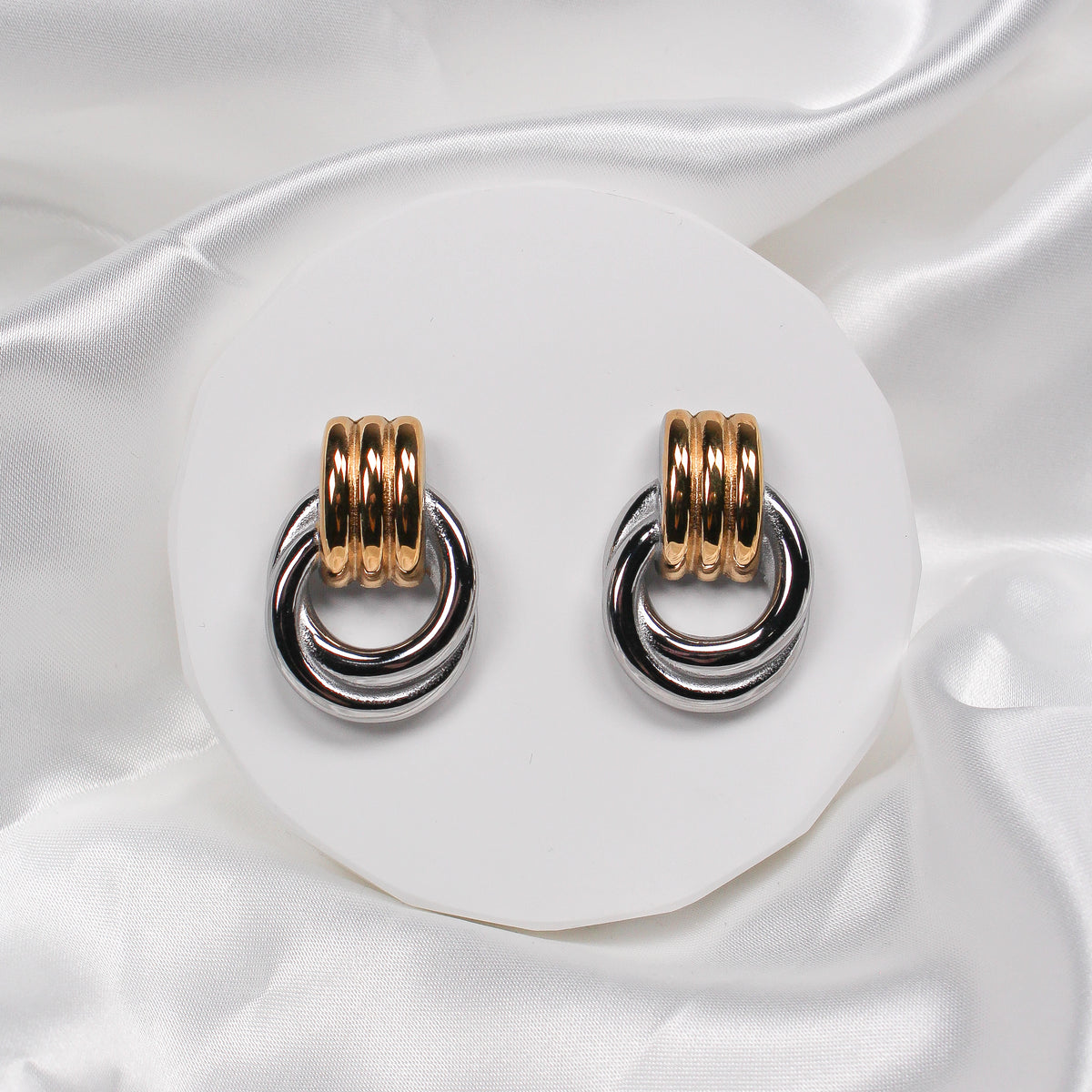 ALLIAGE EARRINGS - TWO-TONE - Black & Bloom
