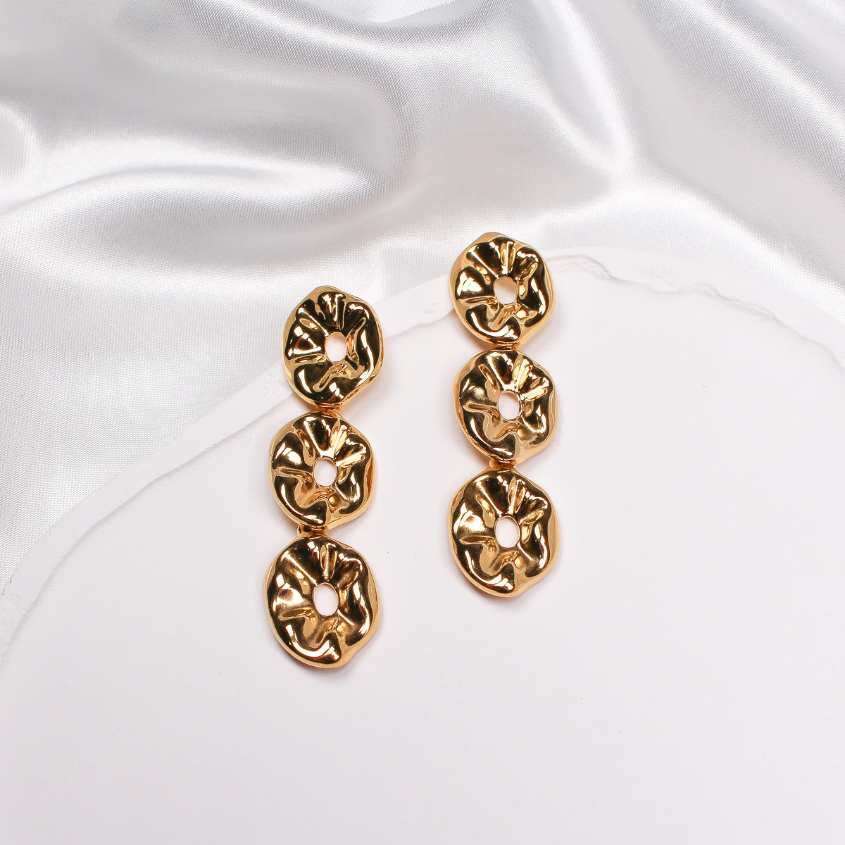 HARPER EARRINGS - Black & Bloom