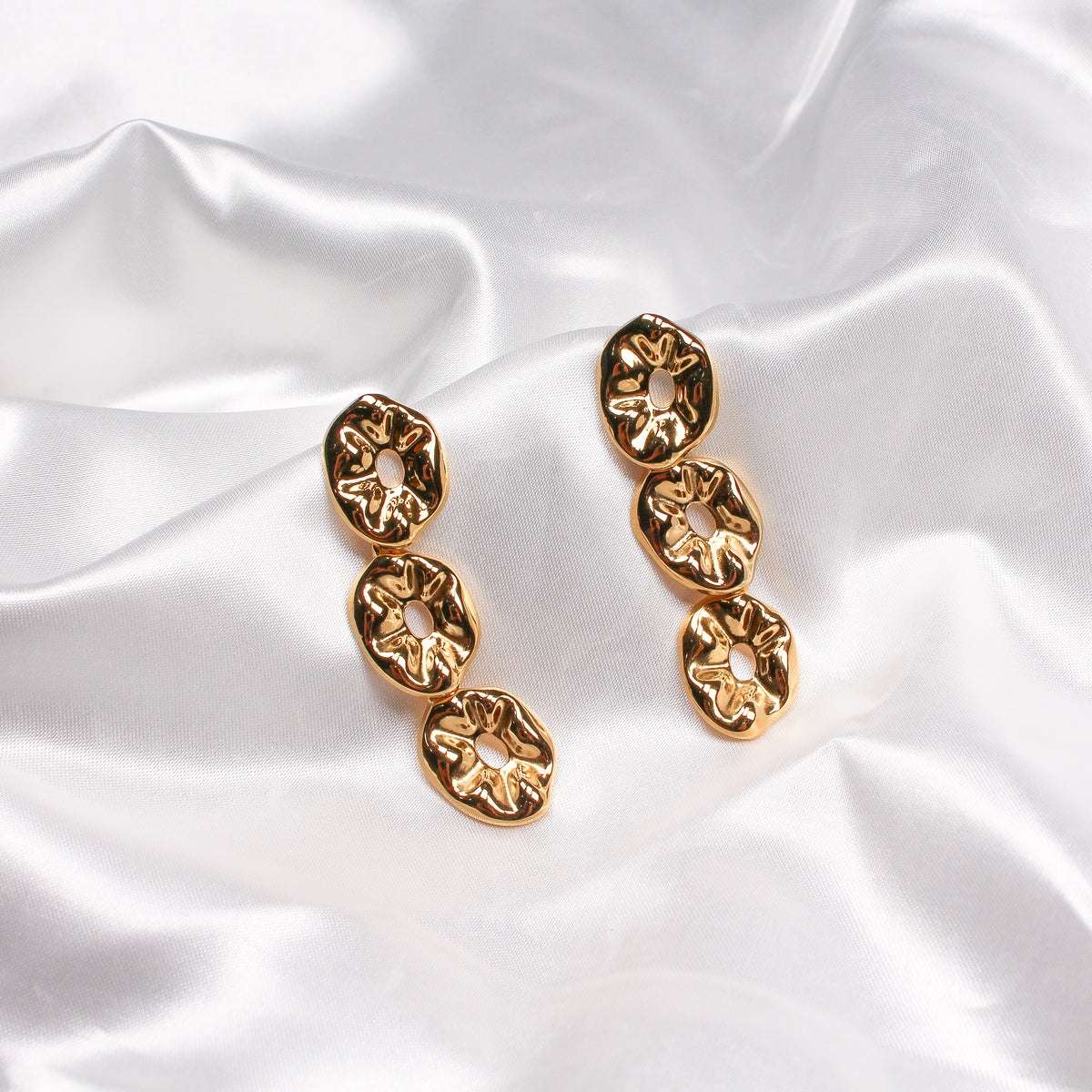 HARPER EARRINGS - Black & Bloom