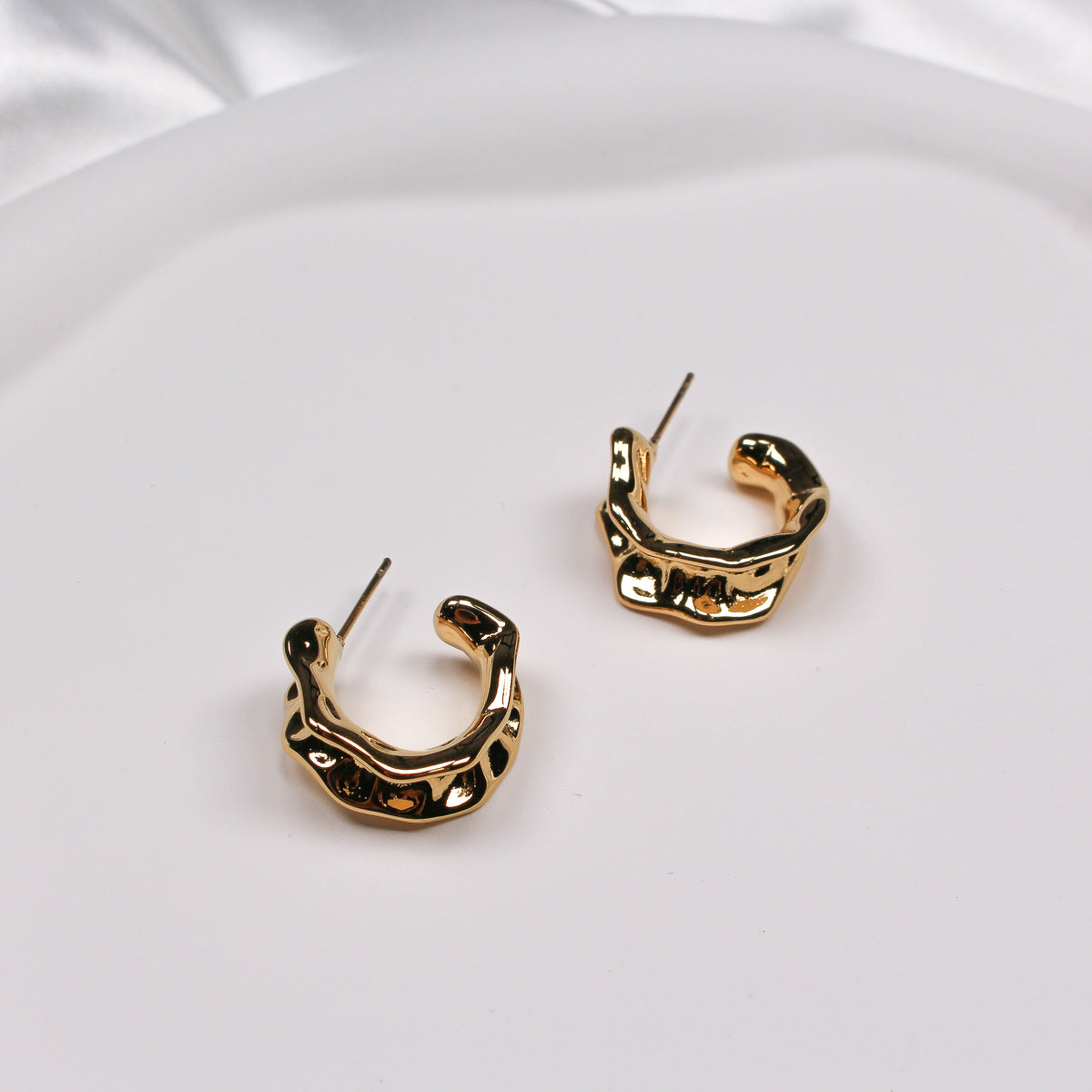 CHLOE EARRINGS - Black & Bloom