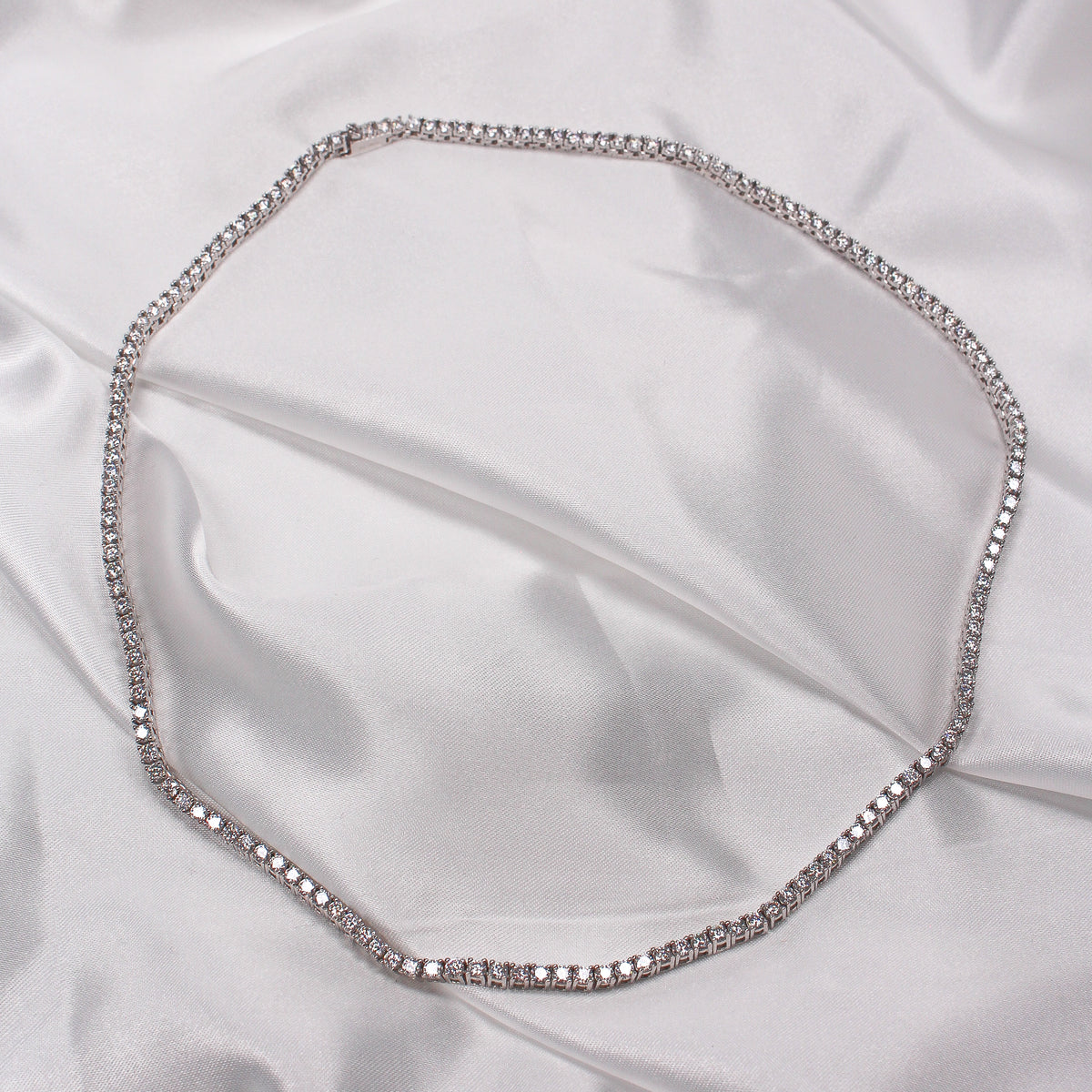 TENNIS NECKLACE - MOISSANITE - Black & Bloom