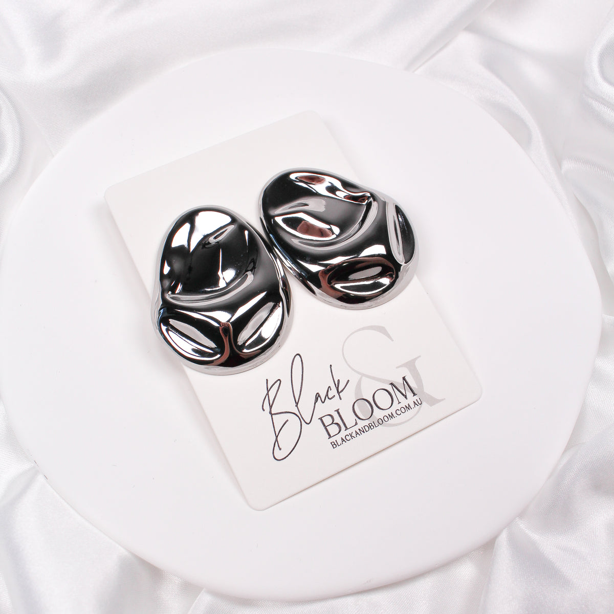 STEELE EARRINGS - Black & Bloom