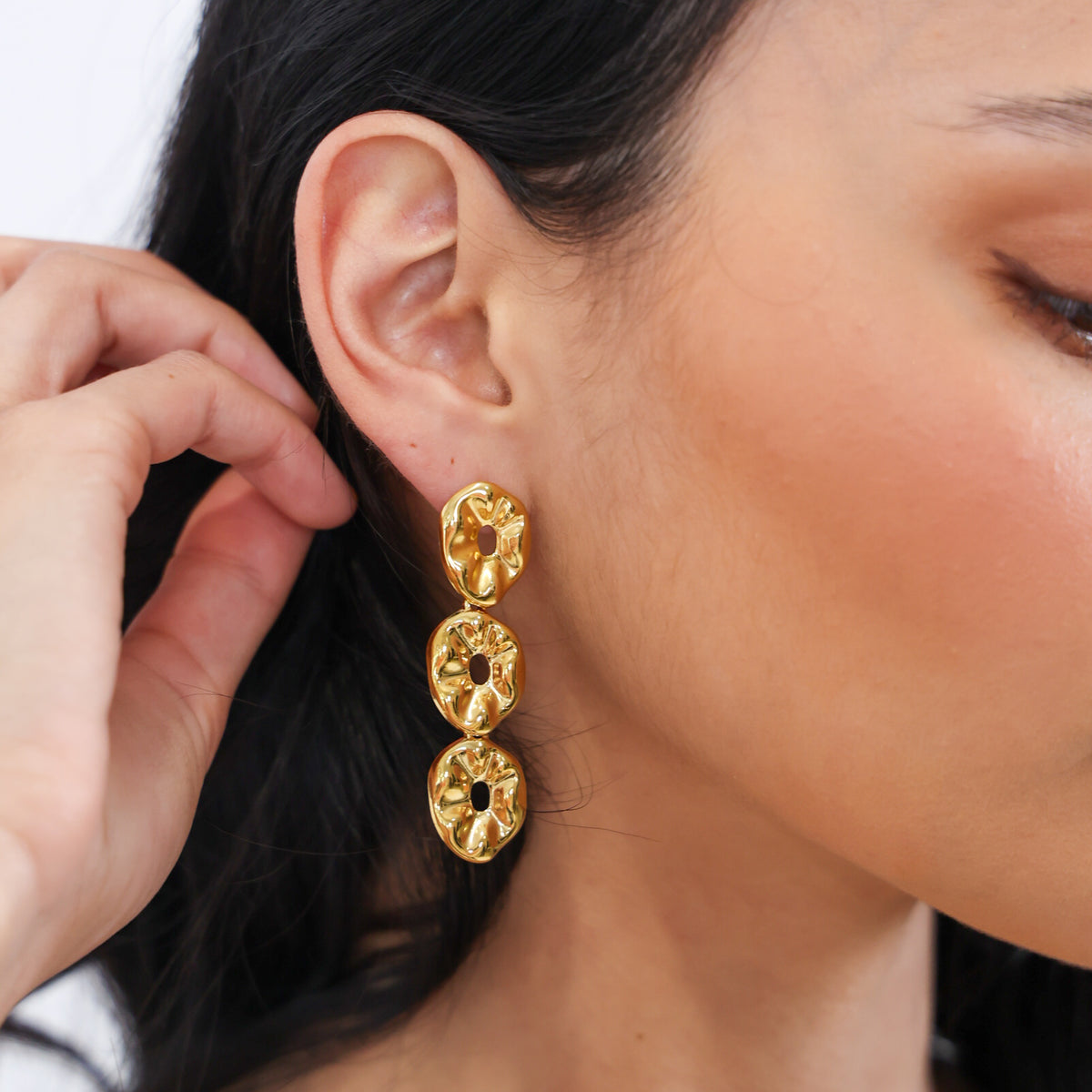HARPER EARRINGS - Black & Bloom