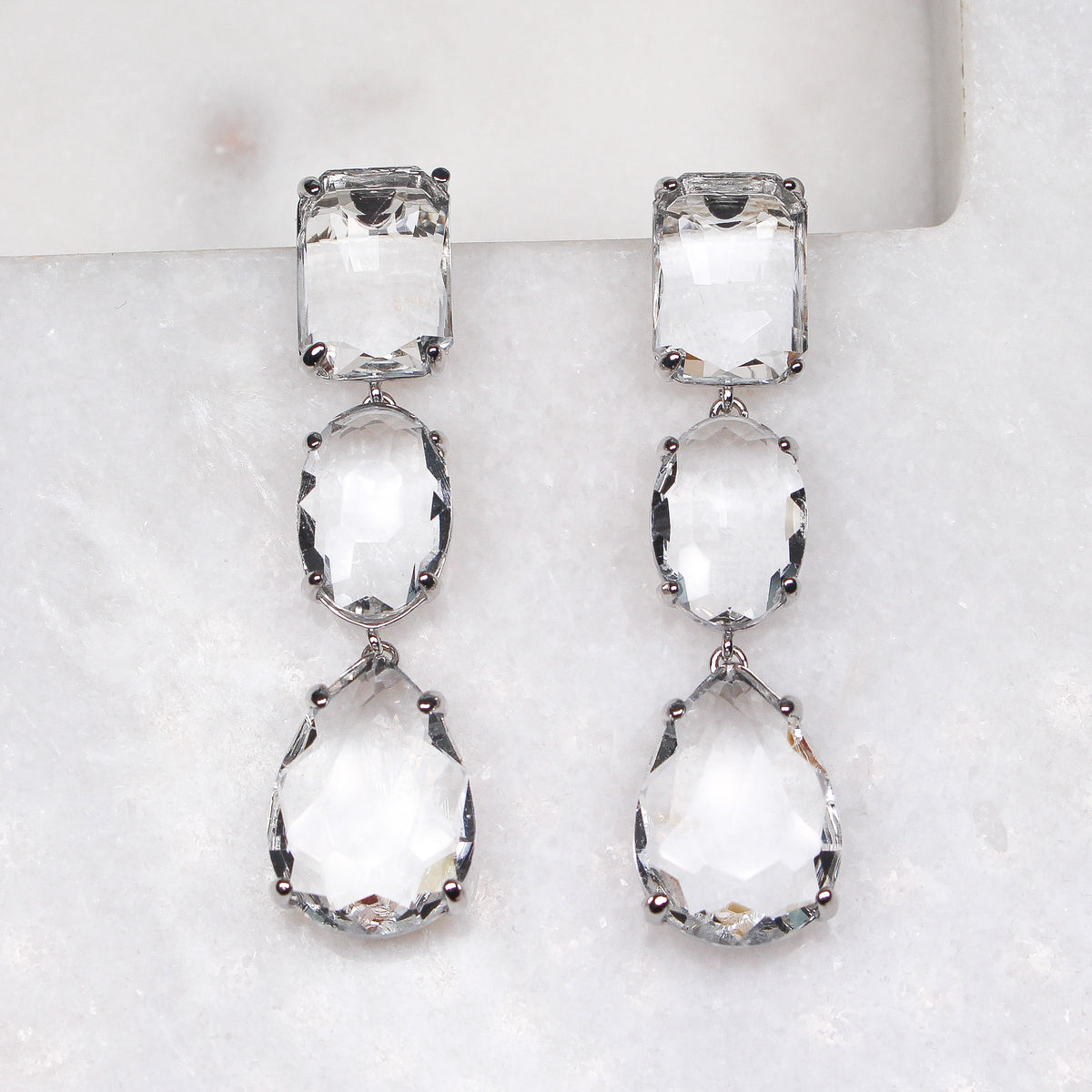 AMALFI EARRINGS SILVER - Black & Bloom