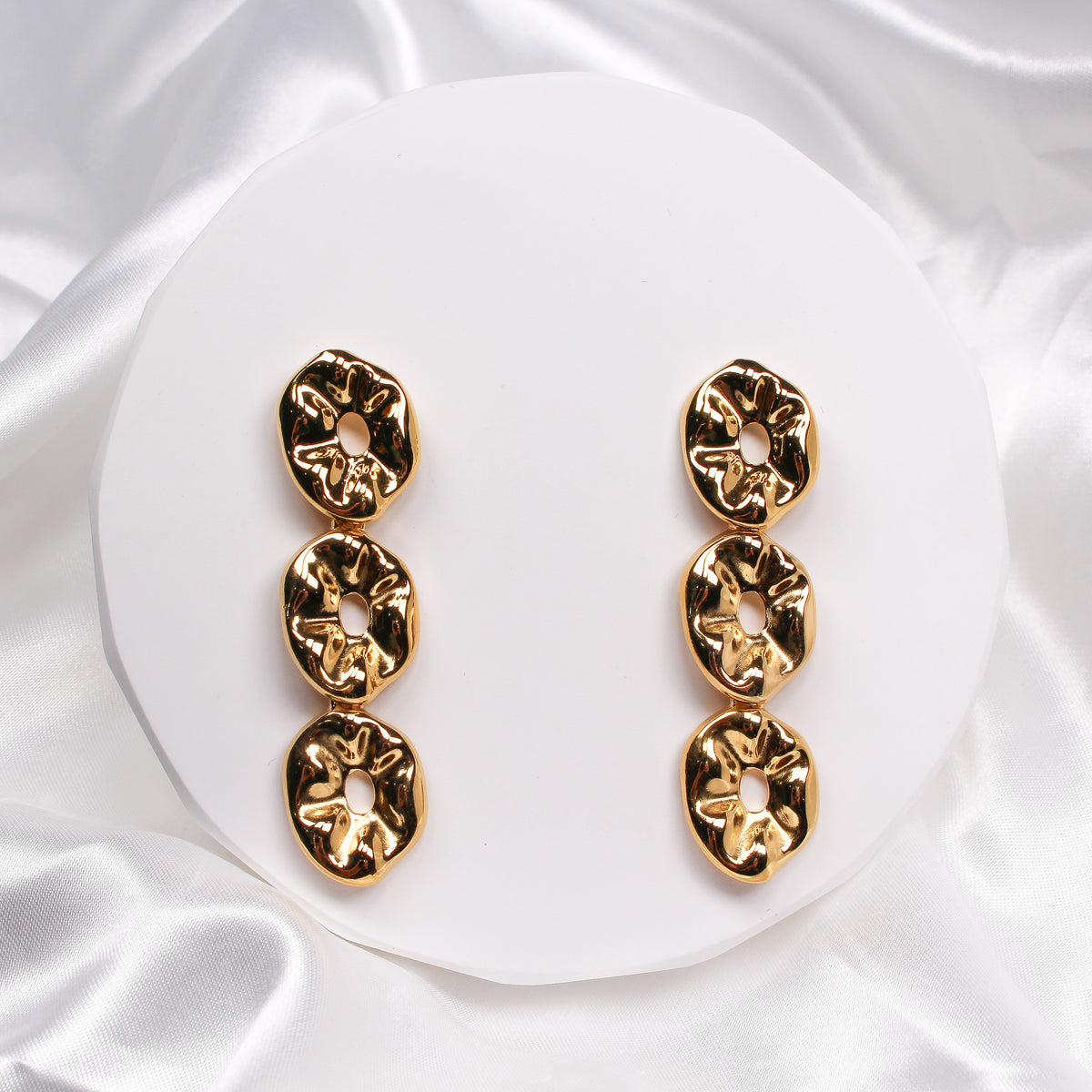 HARPER EARRINGS - Black & Bloom