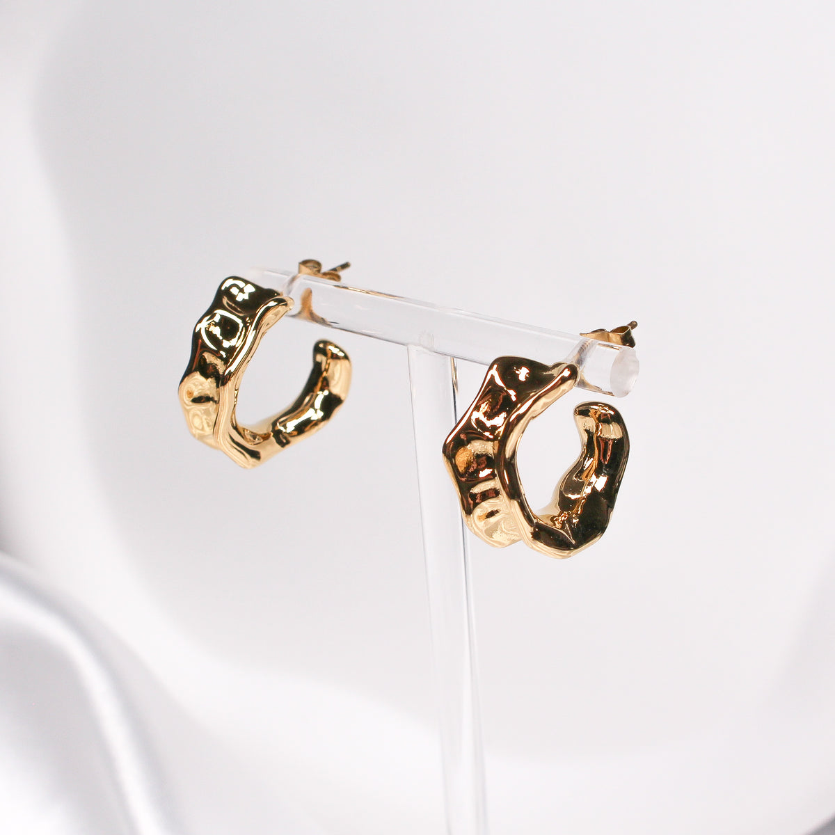 CHLOE EARRINGS - Black & Bloom