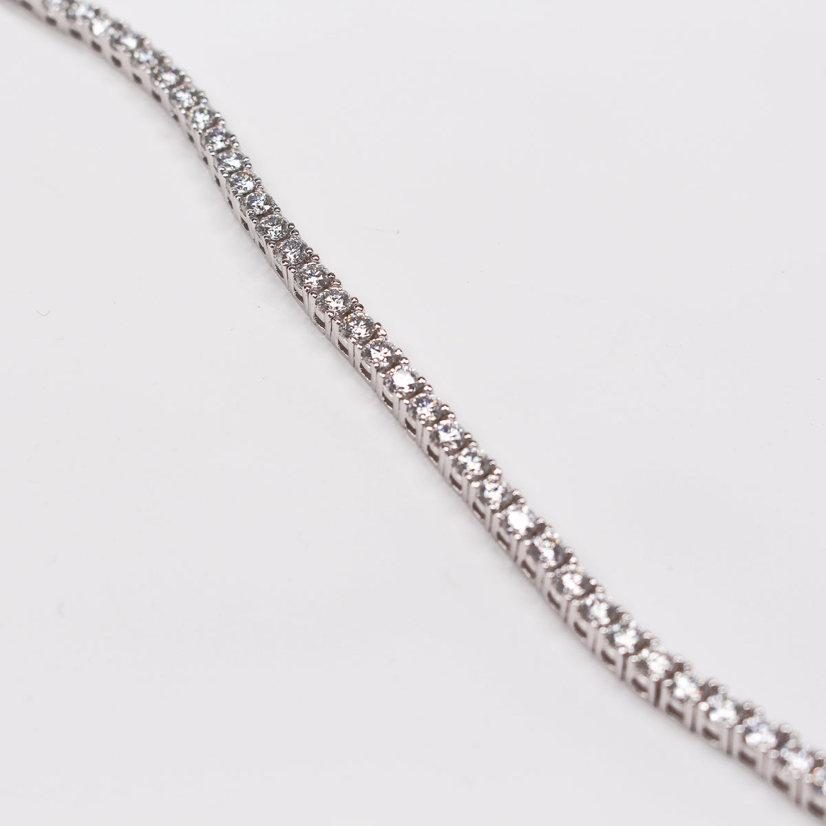 TENNIS BRACELET - MOISSANITE - Black & Bloom