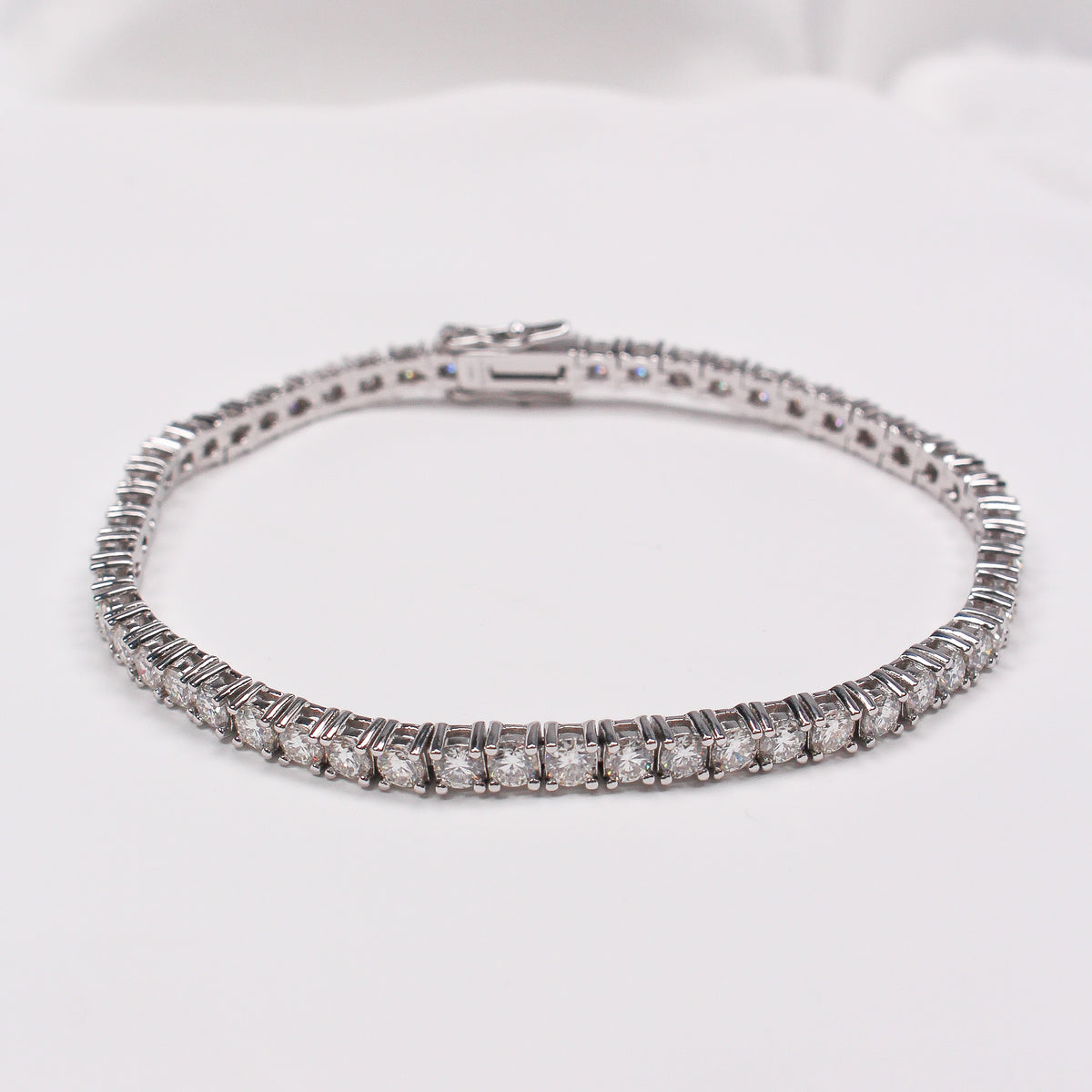 TENNIS BRACELET - MOISSANITE - Black & Bloom