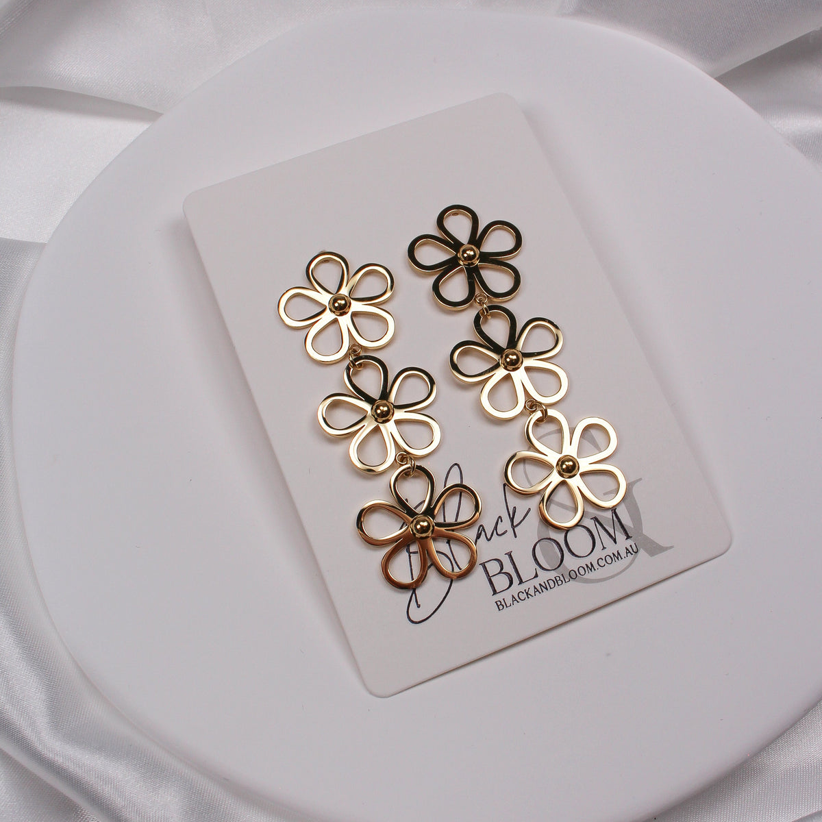 FLEUR EARRINGS - GOLD - Black & Bloom