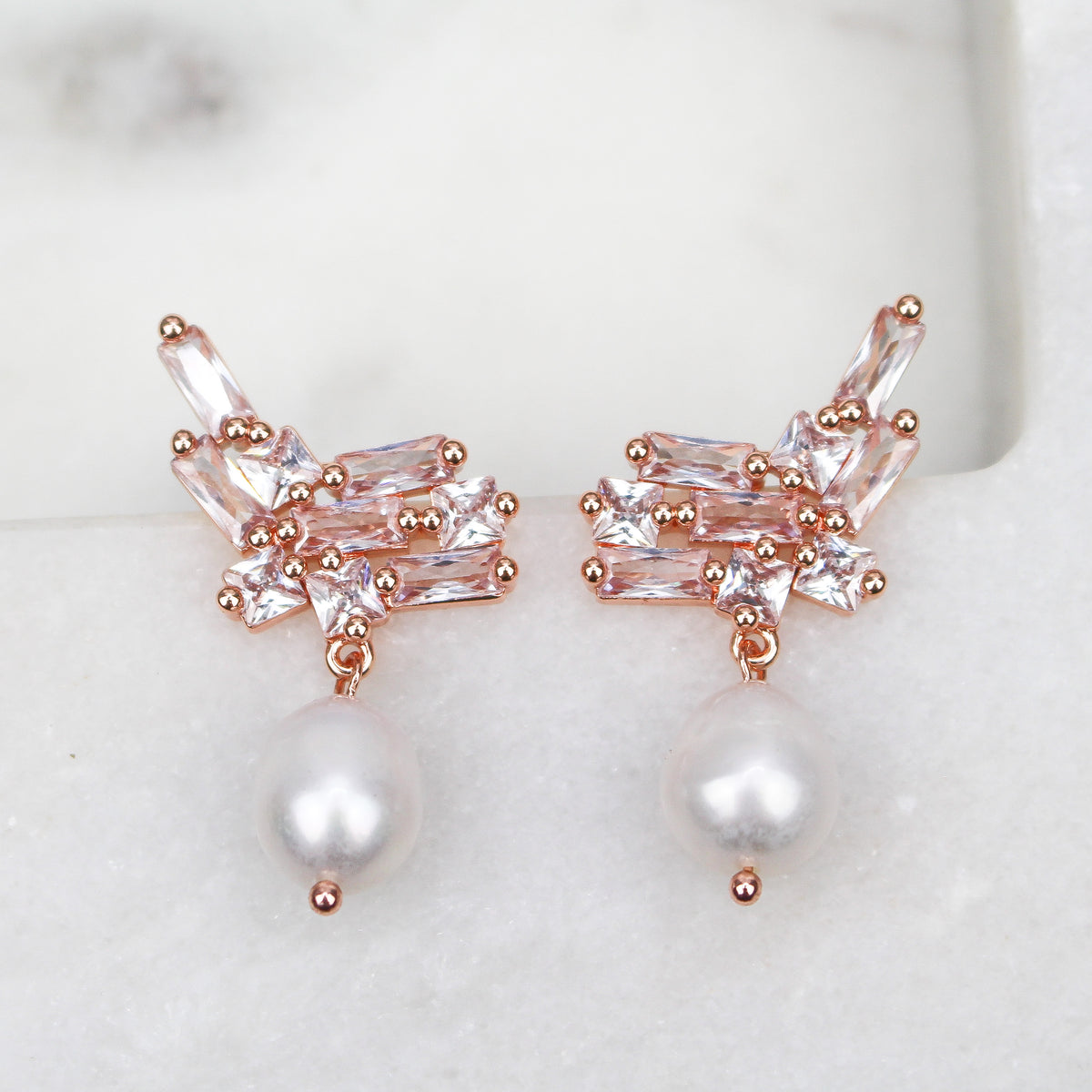 TIA EARRINGS ROSE GOLD - Black & Bloom